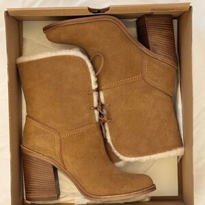 UGG Jerene Boot In Chestnut Size 6.5